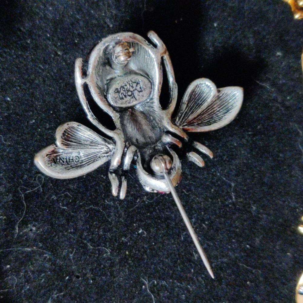 Joan Rivers RARE multi stone bee brooch pin - Picture 2 of 2